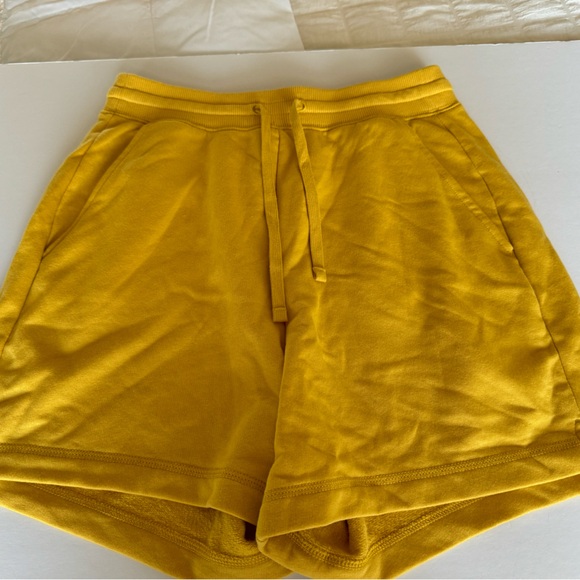 Old Navy Pants - Old Navy Athletic Sweatshirt Shorts, S, Yellow, Wide Drawstring Waistband, NWOT